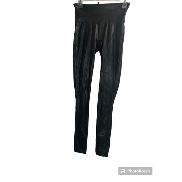 ✨Spanx Faux Leather Leggings✨ - Picture 4 of 6